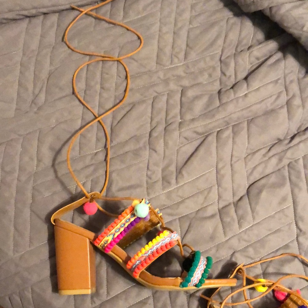 Makers Peru inspires colorful block heels